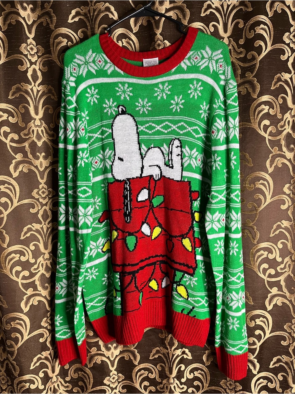 Peanuts Men's Green Crewneck Sweater with Red Trim and Multicolor Lights